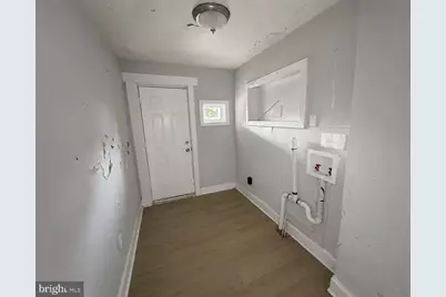 3214 E Fairmount Avenue E, Baltimore, MD 21224 - Photo 6