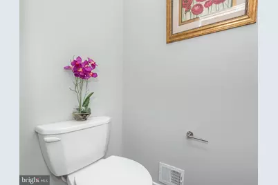 836 Edmondson Avenue, Baltimore, MD 21201 - Photo 12