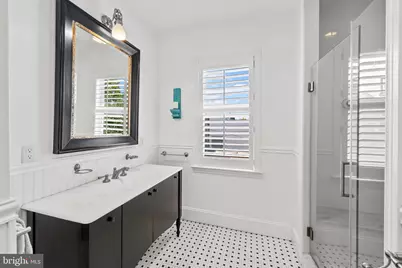 2210 E Pratt Street, Baltimore, MD 21231 - Photo 38