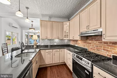2210 E Pratt Street, Baltimore, MD 21231 - Photo 16