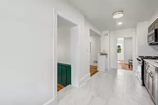 6011 Wakehurst Way, Baltimore, MD 21239 - Photo 12