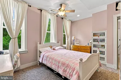 219 Collington Avenue S, Baltimore, MD 21231 - Photo 20