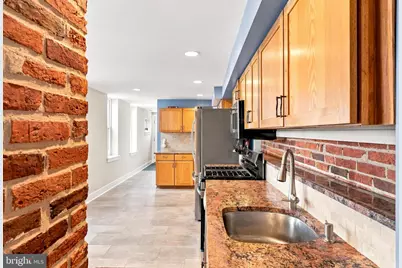 219 Collington Avenue S, Baltimore, MD 21231 - Photo 10