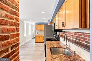 219 Collington Ave S, Baltimore, MD 21231 - Photo 10