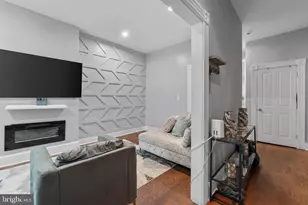 1246 N Broadway, Baltimore, MD 21213 - Photo 2