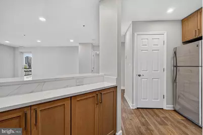 100 Harborview Drive #411, Baltimore, MD 21230 - Photo 10