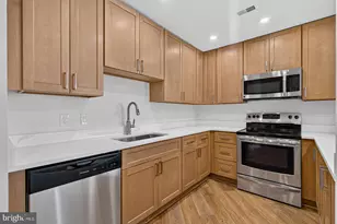 100 Harborview Dr, Baltimore, MD 21230 - Photo 8