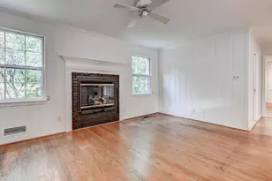 6009 Hunt Club Ln, Baltimore, MD 21210 - Photo 18