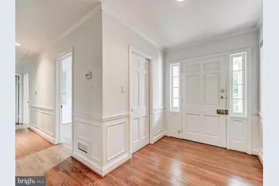 6009 Hunt Club Lane, Baltimore, MD 21210 - Photo 6