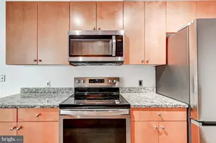 2007 Clipper Park Rd, Baltimore, MD 21211 - Photo 12