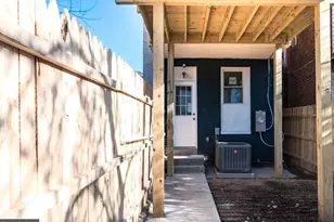 1136 N Carey St, Baltimore, MD 21217 - Photo 32