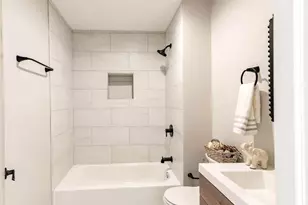 1136 N Carey St, Baltimore, MD 21217 - Photo 10
