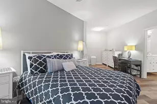23 Pierside Dr, Baltimore, MD 21230 - Photo 20