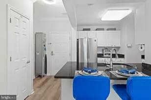 23 Pierside Dr, Baltimore, MD 21230 - Photo 12