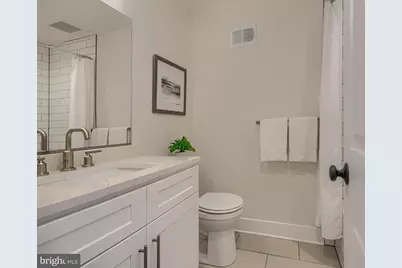 109 S Clinton Street, Baltimore, MD 21224 - Photo 24