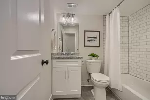 109 S Clinton St, Baltimore, MD 21224 - Photo 16
