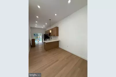 1112 Guilford Avenue, Baltimore, MD 21202 - Photo 2