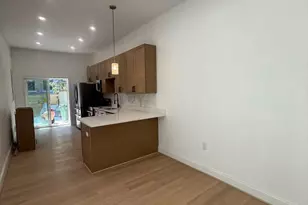 1112 Guilford Ave, Baltimore, MD 21202 - Photo 2