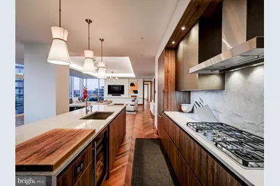 300 International Drive #2302, Baltimore, MD 21202 - Photo 48