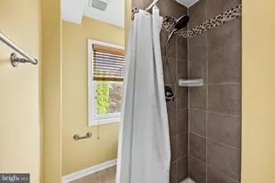806 Darby St, Baltimore, MD 21211 - Photo 14