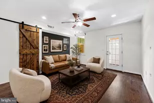806 Darby St, Baltimore, MD 21211 - Photo 4
