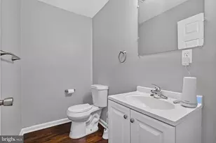 1354 N Fremont Ave, Baltimore, MD 21217 - Photo 12