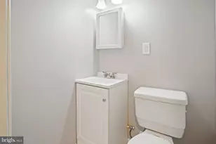 900 E Belvedere Ave, Baltimore, MD 21212 - Photo 40
