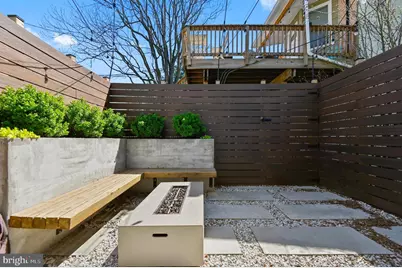 111 E Lafayette Avenue, Baltimore, MD 21202 - Photo 2