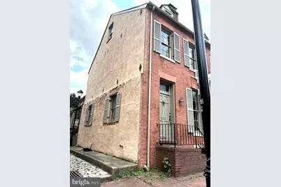 109 W Barre Street, Baltimore, MD 21201 - Photo 2