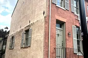 109 W Barre St, Baltimore, MD 21201 - Photo 2