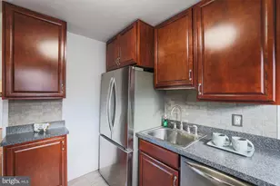 2804 Hanson Ave, Baltimore, MD 21209 - Photo 22