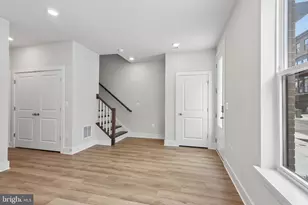 2721 Ferry Bar Dr, Baltimore, MD 21230 - Photo 18