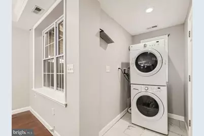 905 E Patapsco Avenue, Baltimore, MD 21225 - Photo 10