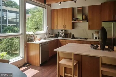 2076 Eric Shaefer, Baltimore, MD 21211 - Photo 16