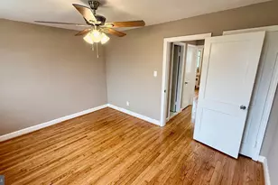 911 Rock Hill Ave, Baltimore, MD 21229 - Photo 4