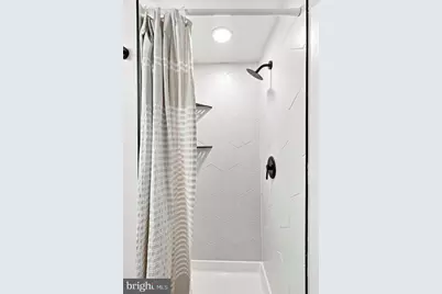 1300 E 35th Street, Baltimore, MD 21218 - Photo 32