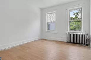 2825 W Lafayette Ave, Baltimore, MD 21216 - Photo 16