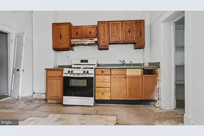 2825 W Lafayette Avenue, Baltimore, MD 21216 - Photo 10