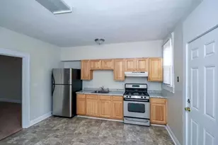 3201 Kenyon Ave, Baltimore, MD 21213 - Photo 2