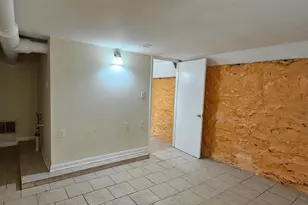 4031 Greenmount Ave, Baltimore, MD 21218 - Photo 6