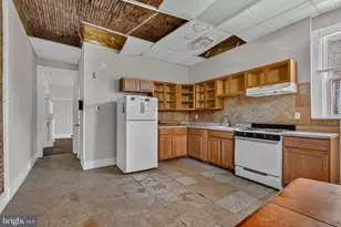 2208 Linden Ave, Baltimore, MD 21217 - Photo 10