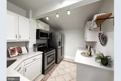 920 S Ellwood Avenue, Baltimore, MD 21224 - Photo 10