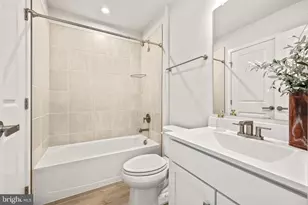 828 Watts St, Baltimore, MD 21217 - Photo 44