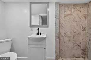 3801 8th St, Baltimore, MD 21225 - Photo 12