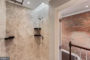 1704 Latrobe St, Baltimore, MD 21202 - Photo 8