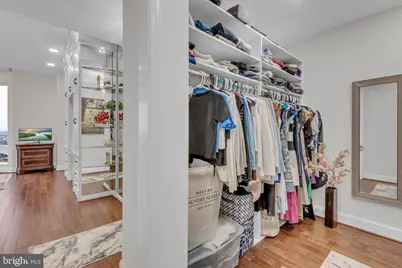 10 E Lee Street #2408, Baltimore, MD 21202 - Photo 32