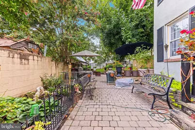 214 S Castle Street, Baltimore, MD 21231 - Photo 36
