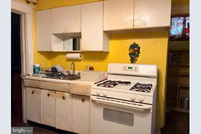 2542 Park Heights Terrace, Baltimore, MD 21215 - Photo 6
