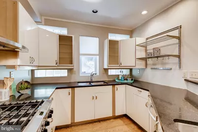 611 S Durham Street, Baltimore, MD 21231 - Photo 10