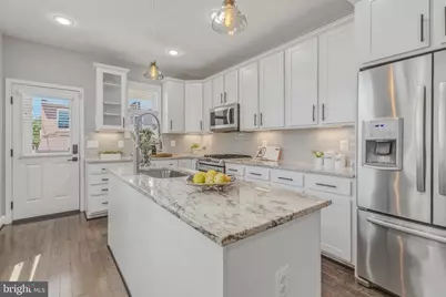 610 S Robinson Street, Baltimore, MD 21224 - Photo 10